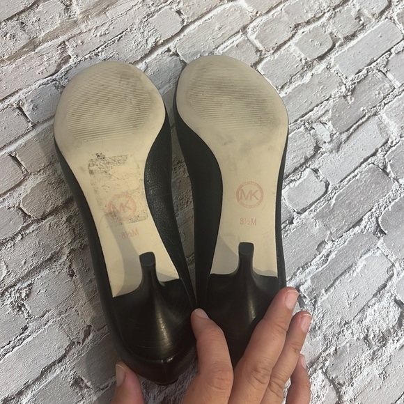 Michael Kors 8.5 - Picture 5 of 5